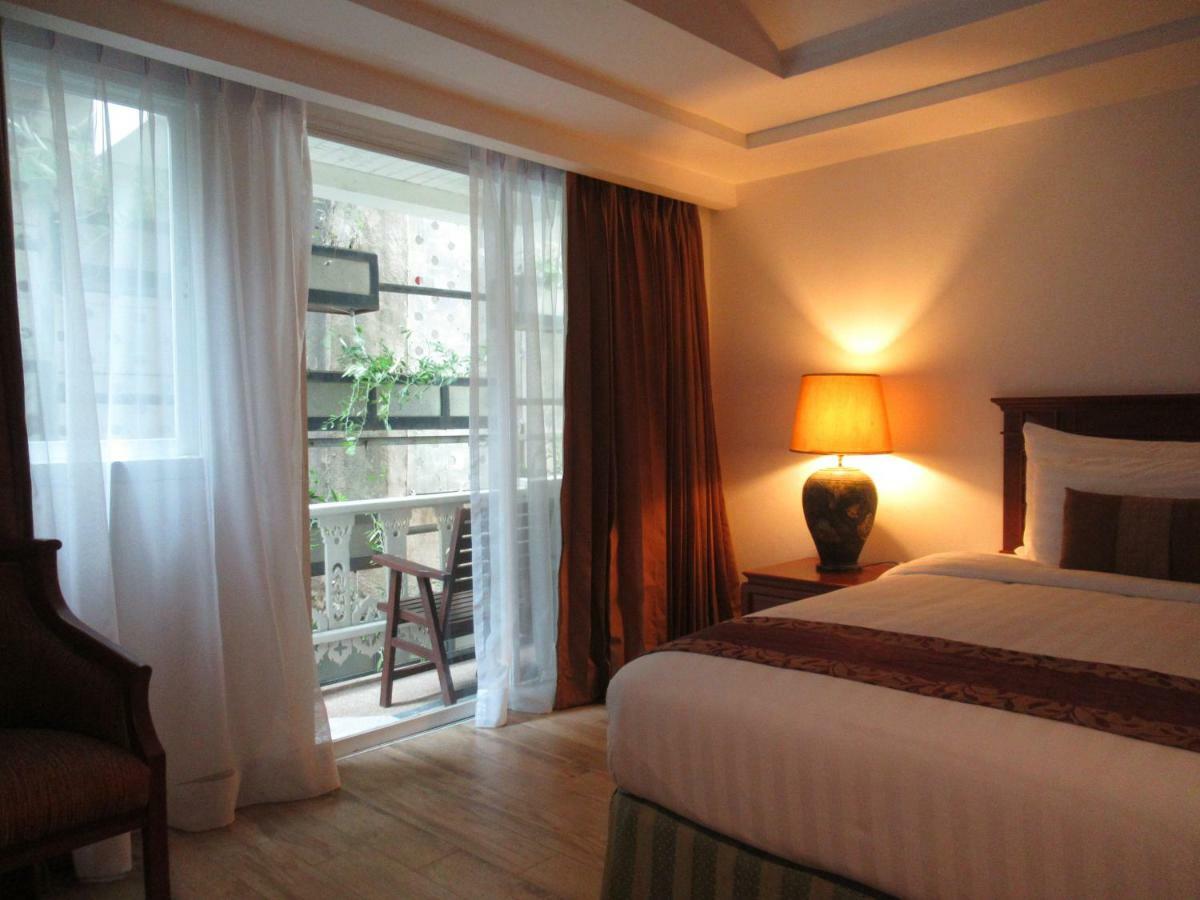 Pride Beach Resort - Adults Only Patong Екстериор снимка