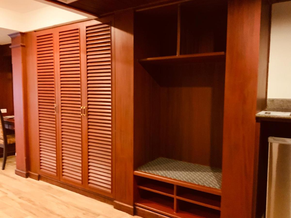Pride Beach Resort - Adults Only Patong Екстериор снимка